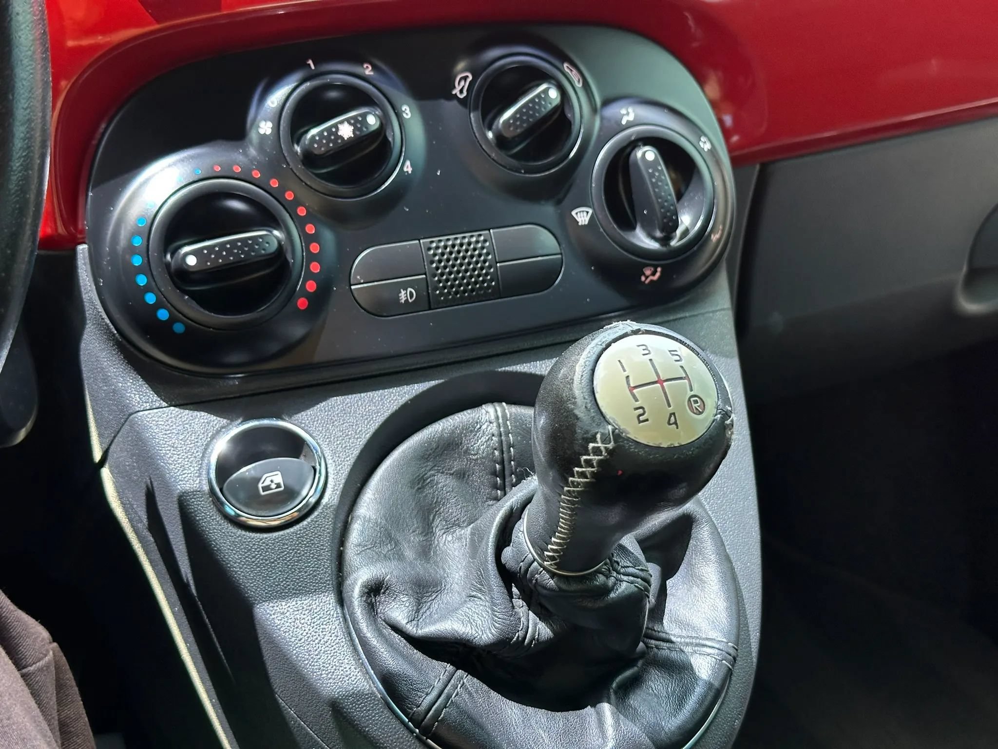 Used 2015 FIAT 500 Turbo FWD image 33