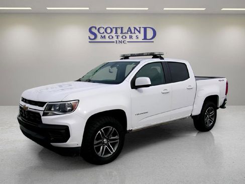 Used 2021 Chevrolet Colorado W/T w/ Custom Special Edition AWD/4WD image 2