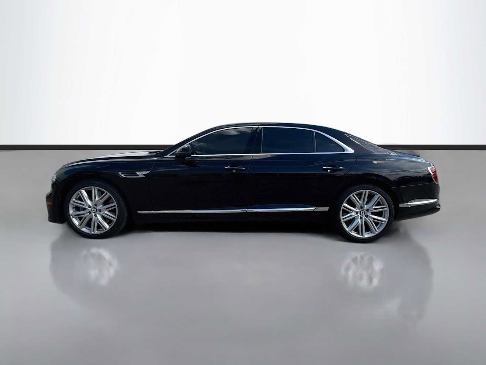 Used 2024 Bentley Flying Spur S V8 AWD/4WD image 5
