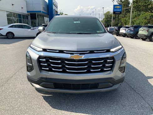 New 2026 Chevrolet Equinox LT w/ Convenience Package II image 2