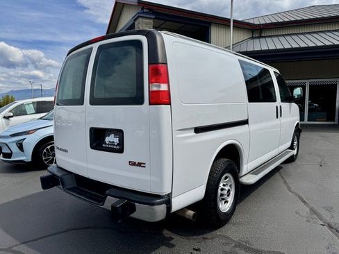 Used 2019 GMC Savana 2500 w/ Driver Convenience Package RWD image 2