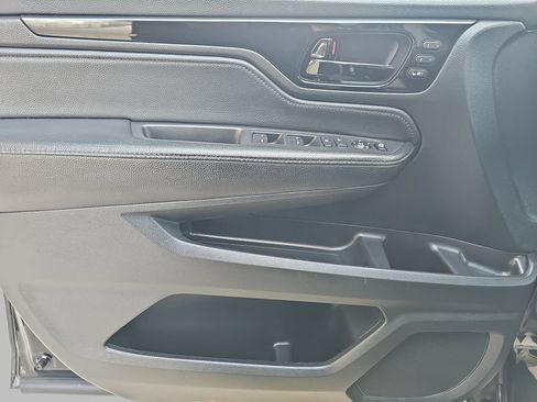 Used 2022 Honda Odyssey Touring image 32