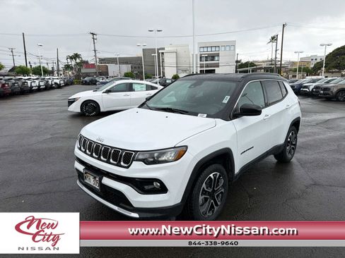 Used 2024 Jeep Compass Limited image 1