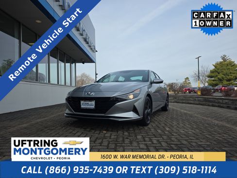 Used 2023 Hyundai Elantra SEL image 1