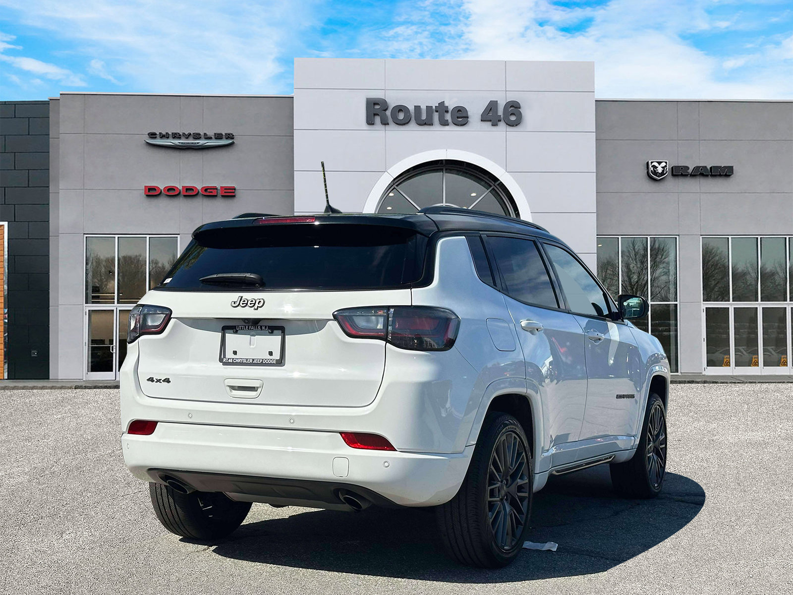 Used 2023 Jeep Compass High Altitude AWD/4WD image 5