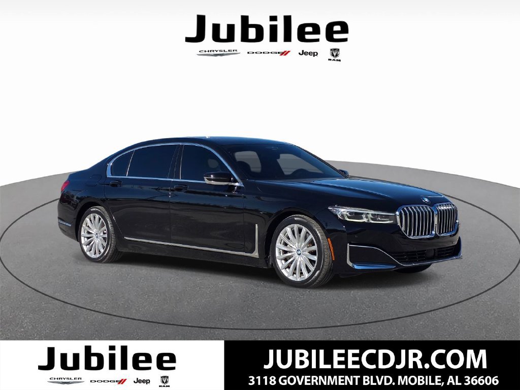 Used 2020 BMW 740i w/ Premium Package RWD image 1