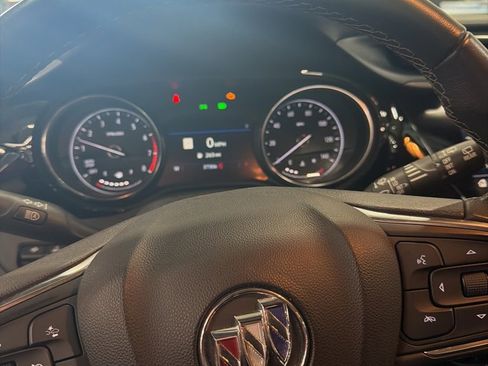 Certified 2021 Buick Encore GX Select w/ Advanced Technology Package image 8