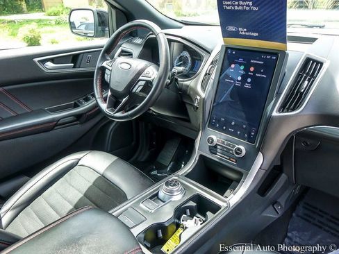 Used 2022 Ford Edge ST-Line w/ Class II Trailer Tow Package AWD/4WD image 27