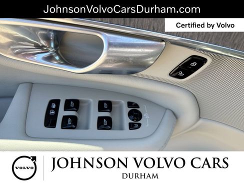 Certified 2023 Volvo XC90 B6 Ultimate w/ Protection Package Premier AWD/4WD image 16