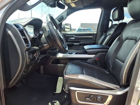 Used 2024 RAM 1500 Laramie RWD image 12