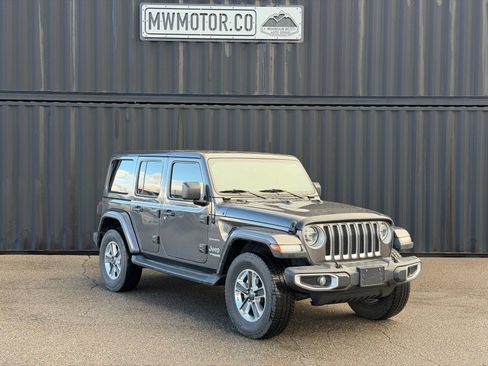 Used 2019 Jeep Wrangler Unlimited Sahara image 1