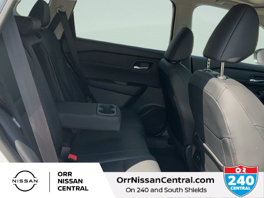 New 2026 Nissan Rogue Dark Armor AWD/4WD image 12