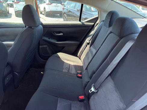 Certified 2024 Nissan Sentra SR FWD image 32