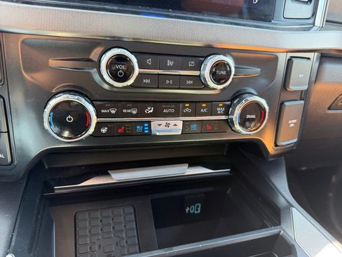 Certified 2024 Ford F250 Platinum AWD/4WD image 20