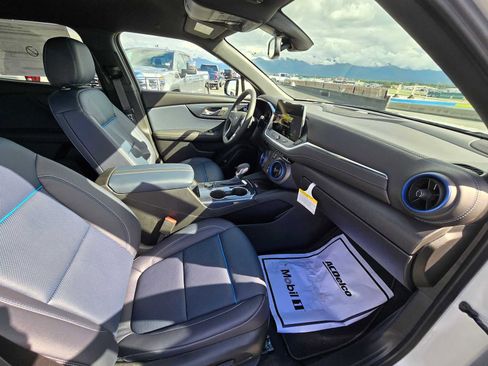 New 2025 Chevrolet Blazer RS image 13