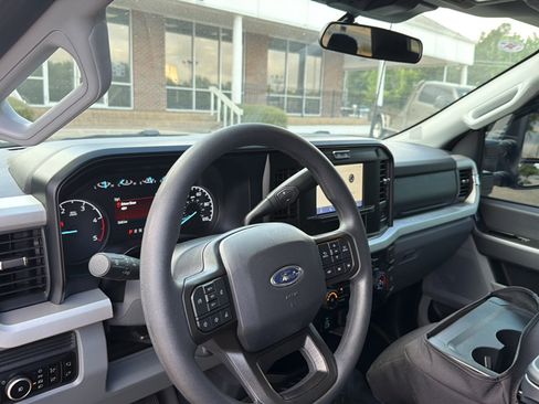 Used 2025 Ford F450 XLT w/ 360-Degree Camera Package AWD/4WD image 20