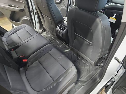 New 2026 Chevrolet Blazer LT image 12