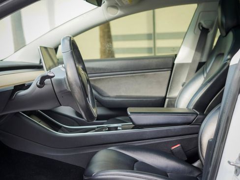 Used 2019 Tesla Model 3 Long Range AWD/4WD image 7