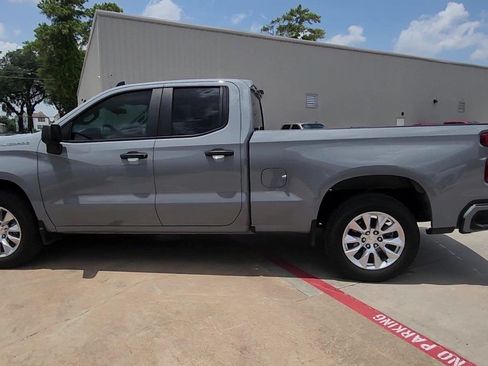 Used 2025 Chevrolet Silverado 1500 Custom RWD image 25