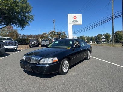Used 2003 Lincoln Town Car Signature