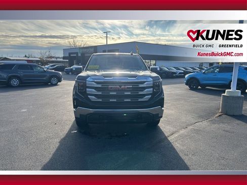 New 2026 GMC Sierra 1500 SLE image 12