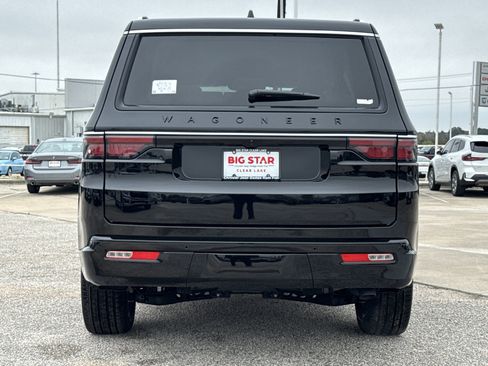 New 2025 Jeep Wagoneer Series III w/ Quick Order Package 25C Super image 10