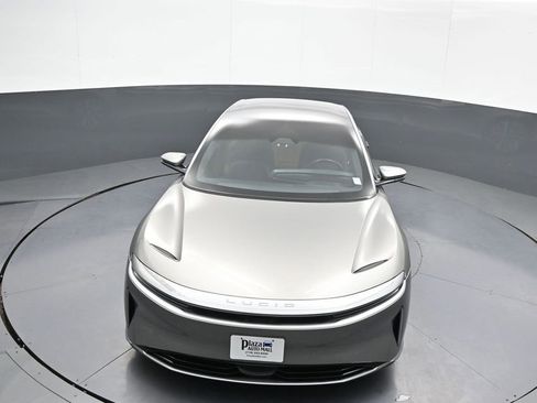 Used 2023 Lucid Air Touring image 40