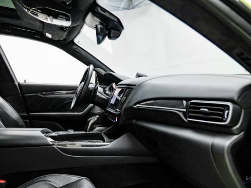 Used 2021 Maserati Levante S GranSport image 49