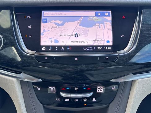 Used 2021 Cadillac XT6 Premium Luxury image 20