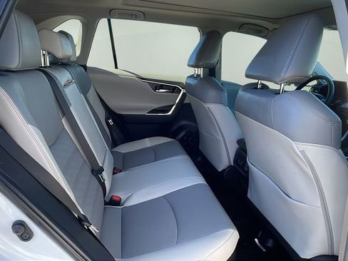 Used 2023 Toyota RAV4 Limited image 16