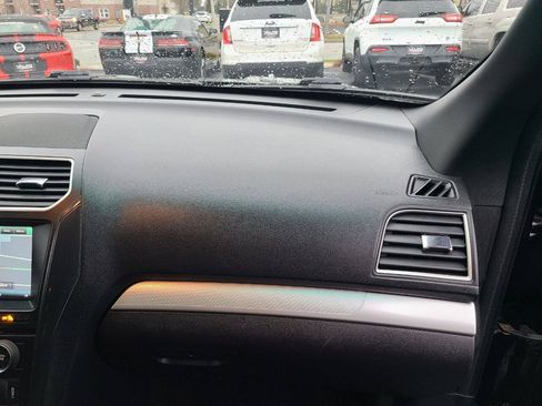 Used 2016 Ford Explorer XLT AWD/4WD image 20