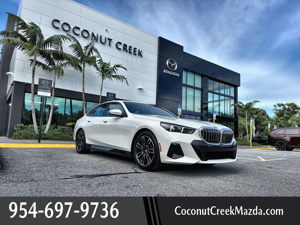 Used 2026 BMW 530i xDrive AWD/4WD image 1