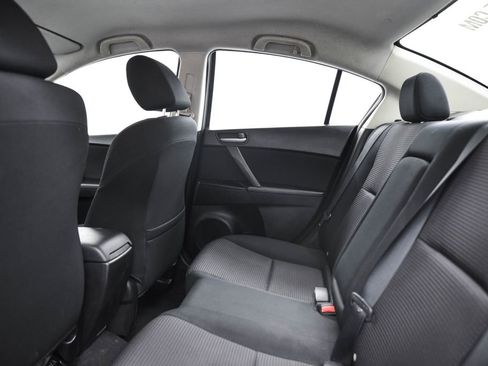 Used 2013 MAZDA MAZDA3 i Touring image 12