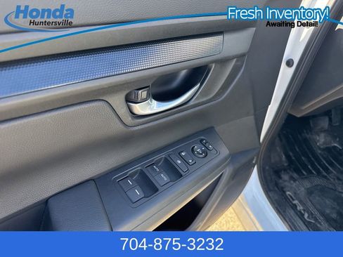 Used 2023 Honda CR-V EX image 13