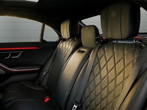 Used 2022 Mercedes-Benz S 580 4MATIC Sedan image 41