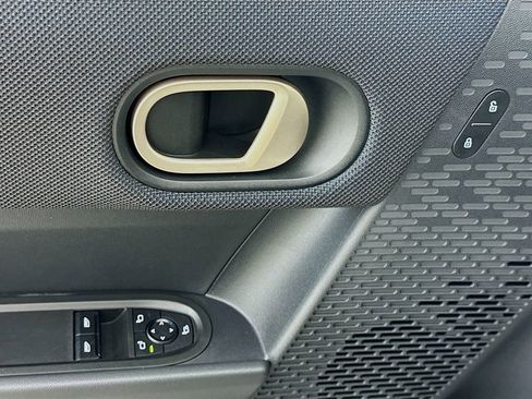 Certified 2025 MINI Cooper S FWD image 19