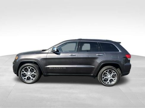 Used 2019 Jeep Grand Cherokee Limited w/ Trailer Tow Group IV image 3