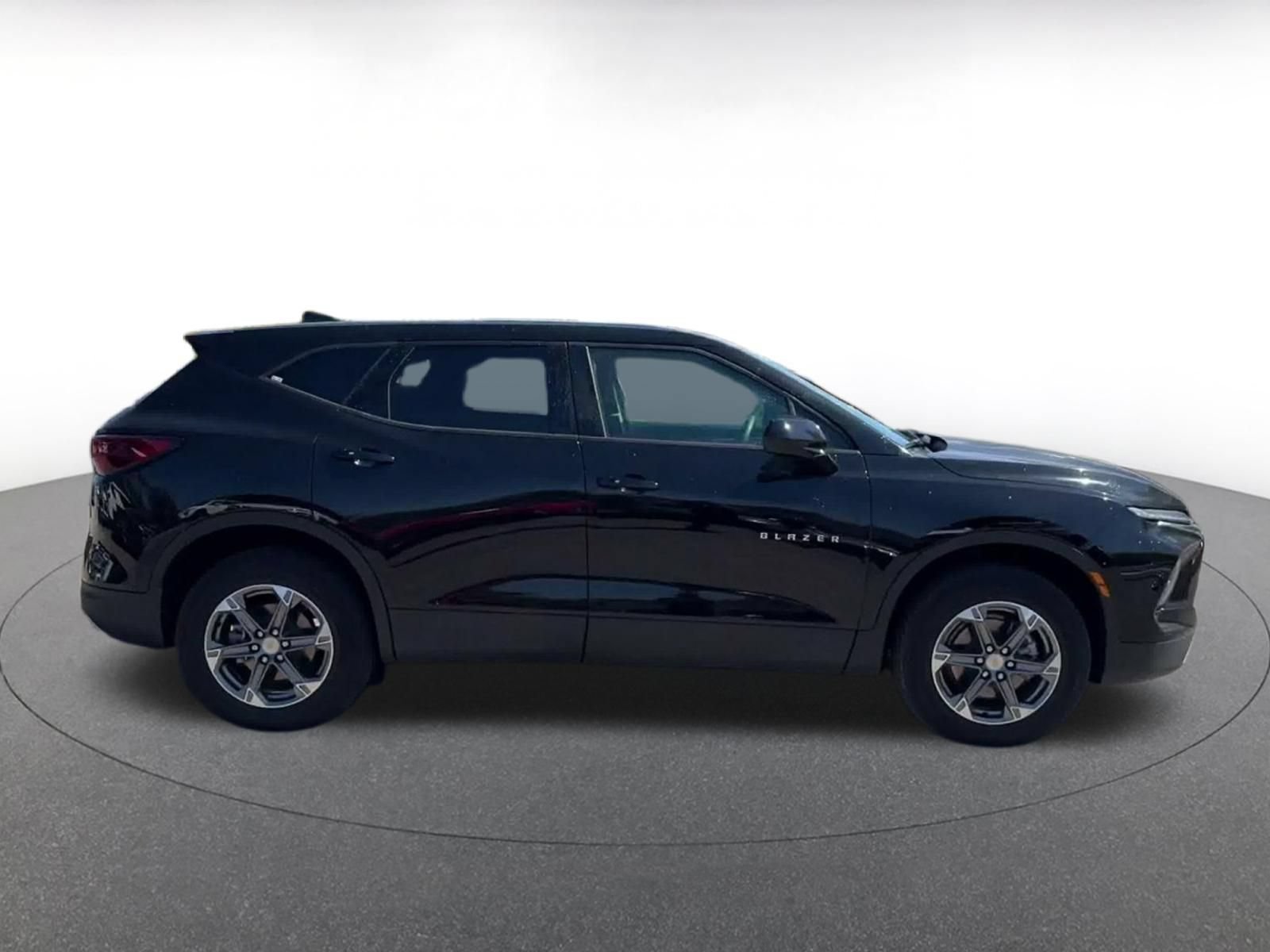 Used 2026 Chevrolet Blazer LT AWD/4WD image 15