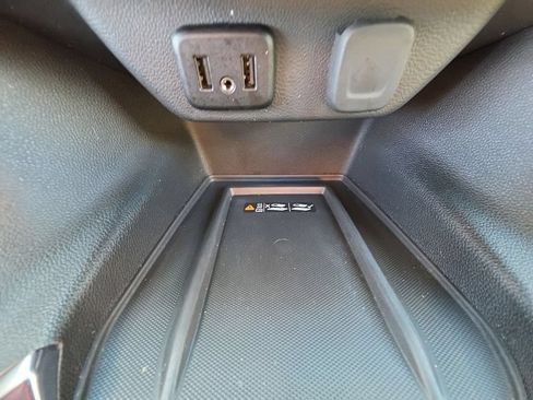 Used 2023 Chevrolet Traverse LT w/ LPO, Floor Liner Package AWD/4WD image 20