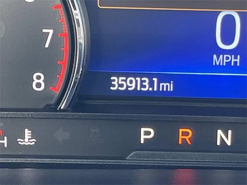 Used 2023 Ford Explorer XLT w/ Equipment Group 202A image 39