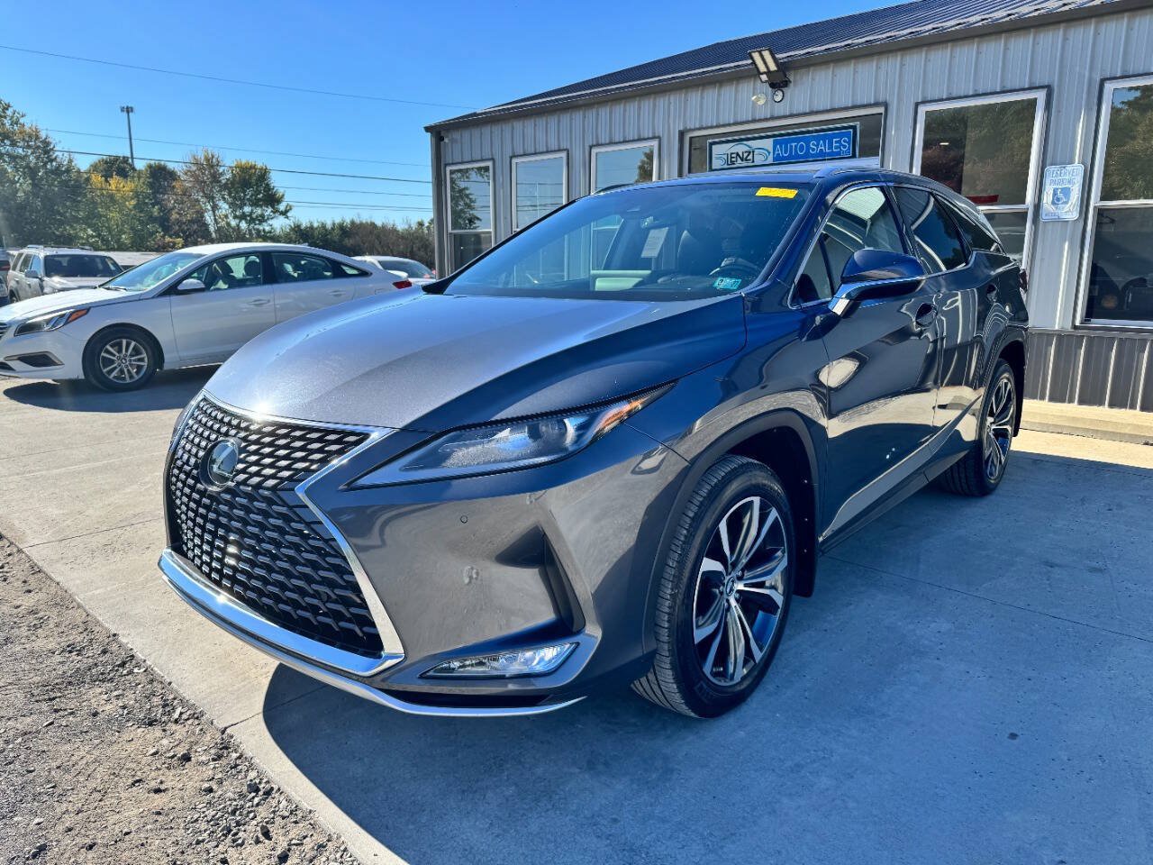 Used 2022 Lexus RX 350L Premium w/ Premium Package AWD/4WD image 4