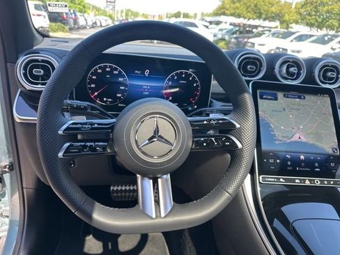Used 2026 Mercedes-Benz GLC 300 4MATIC image 19