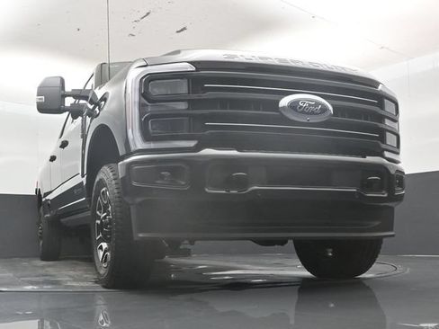 Used 2026 Ford F250 Platinum AWD/4WD image 52