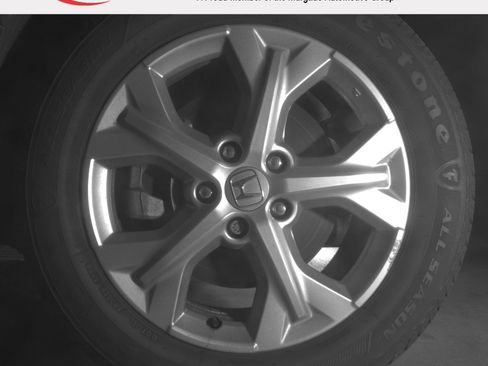 Used 2023 Honda HR-V LX image 9