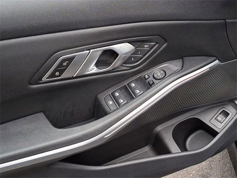 Used 2023 BMW 330i xDrive Sedan w/ Driving Assistance Package image 12