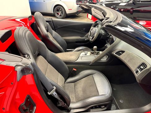 Used 2019 Chevrolet Corvette Grand Sport image 18