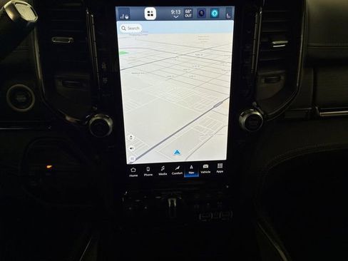 Used 2024 RAM 2500 Limited image 21