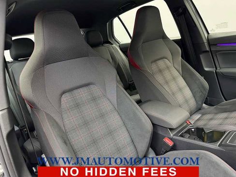Used 2022 Volkswagen GTI SE image 21