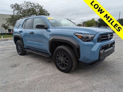 Used 2025 Toyota 4Runner SR5 image 2