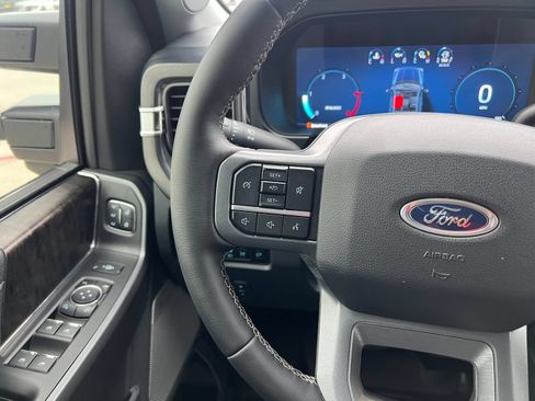 Used 2025 Ford F250 Lariat w/ Chrome Package AWD/4WD image 26